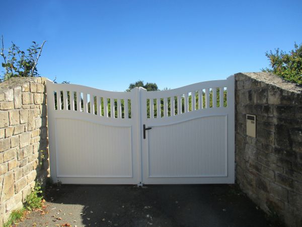 PVC Gate Installation