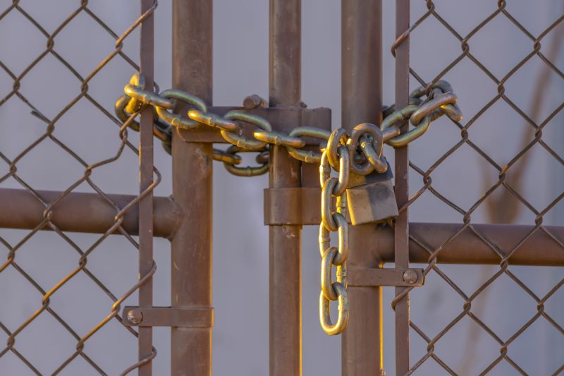 Chain Link Fence Repair